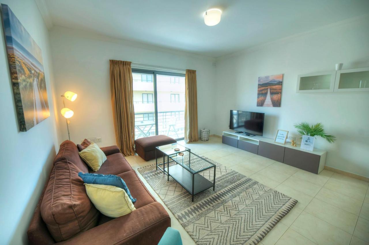 Modern 3Br Stylish & Spacious Apartment - Close To Sliema Promenade Gzira Luaran gambar