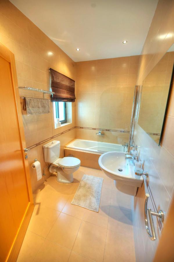 Modern 3Br Stylish & Spacious Apartment - Close To Sliema Promenade Gzira Luaran gambar