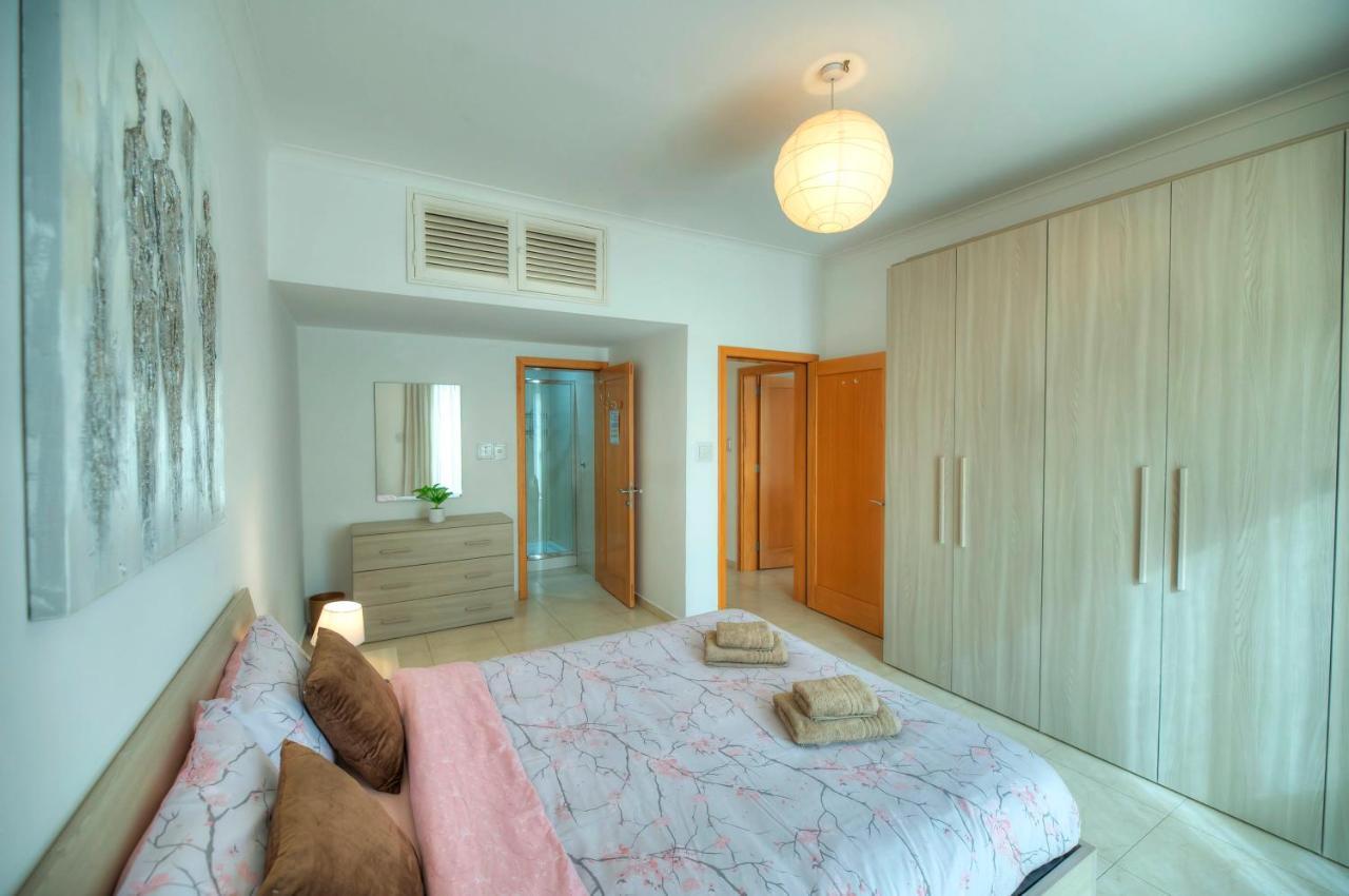Modern 3Br Stylish & Spacious Apartment - Close To Sliema Promenade Gzira Luaran gambar