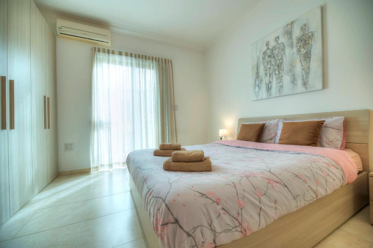 Modern 3Br Stylish & Spacious Apartment - Close To Sliema Promenade Gzira Luaran gambar