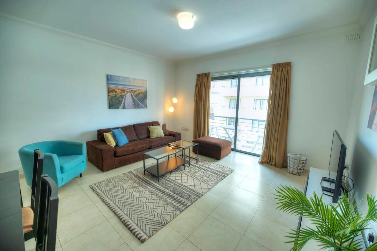 Modern 3Br Stylish & Spacious Apartment - Close To Sliema Promenade Gzira Luaran gambar