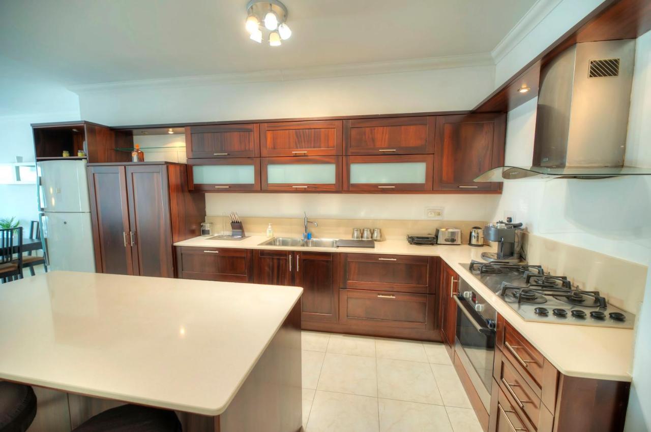 Modern 3Br Stylish & Spacious Apartment - Close To Sliema Promenade Gzira Luaran gambar