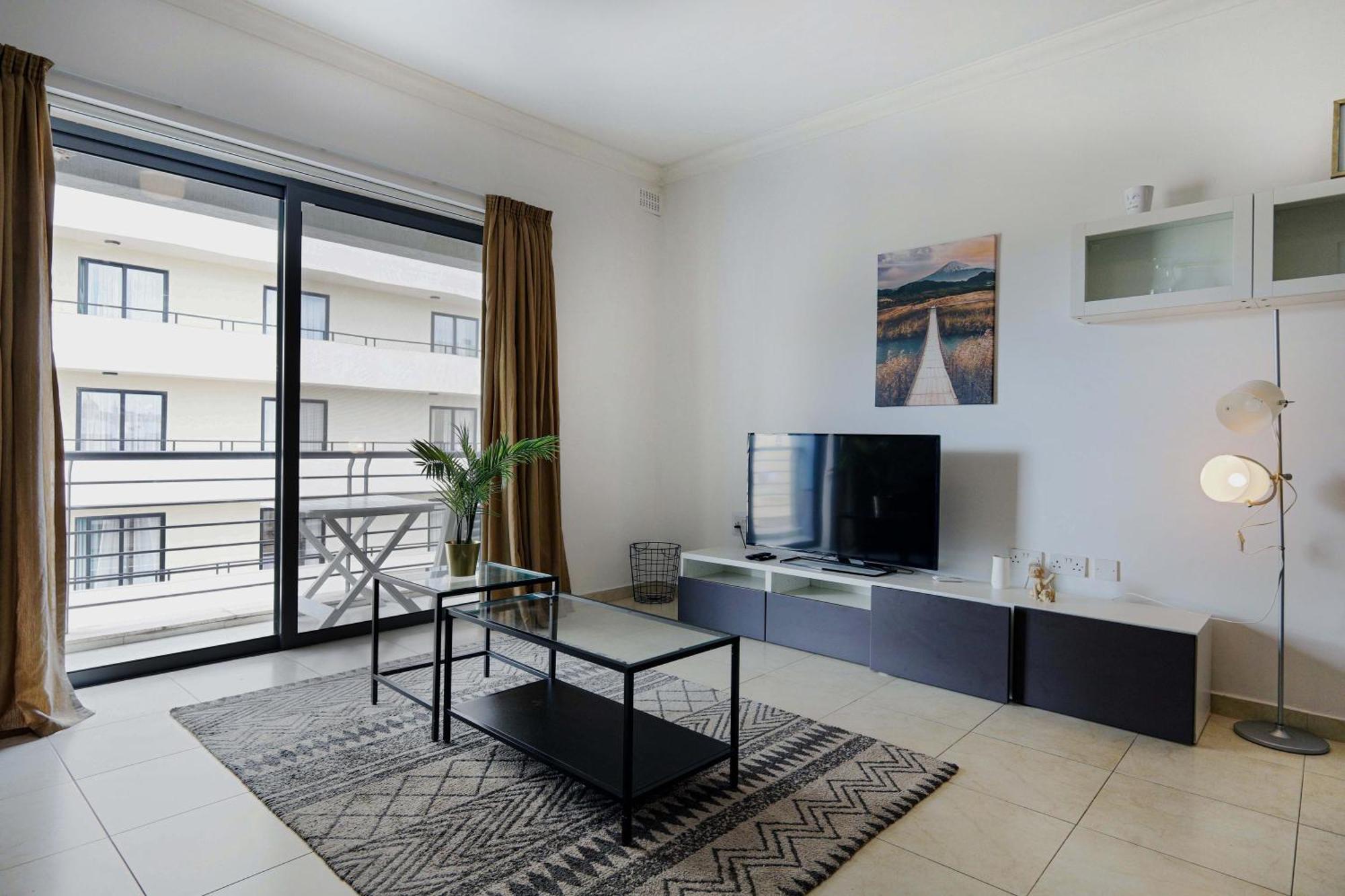 Modern 3Br Stylish & Spacious Apartment - Close To Sliema Promenade Gzira Luaran gambar
